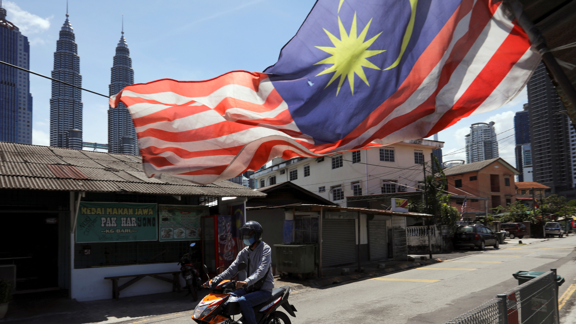 609baa66612a7ad32e52b5e372bdeec669a7896986f4dc68