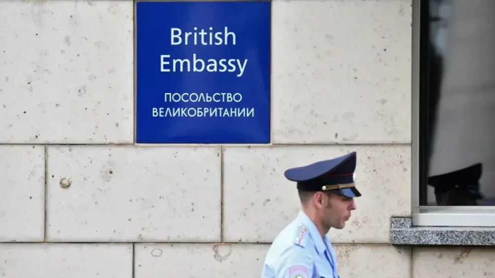 uk-russia-69cbc72a1f94a