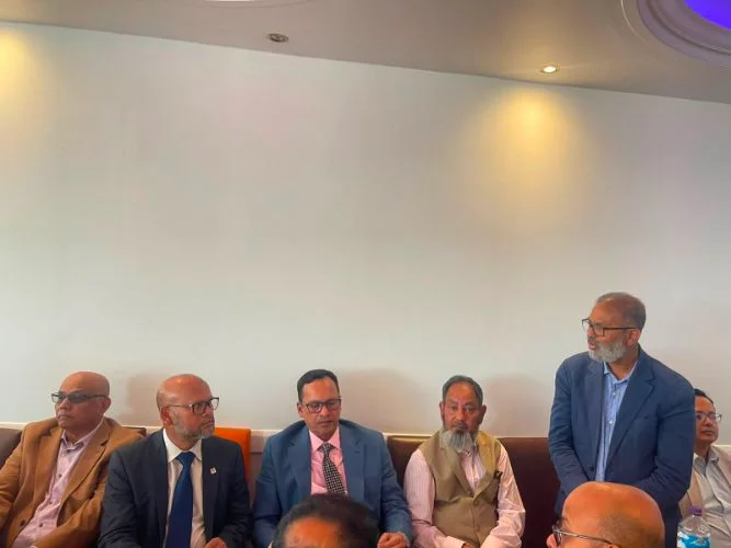 বাংলাদেশের অ্যাটর্নি জেনারেলের সাথে ব্রিটিশ বাংলাদেশী সলিসিটরস প্রতিনিধি দলের সাক্ষাৎ